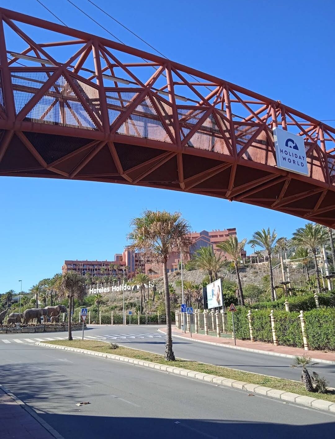 Фото Holiday World Polynesia Hotel