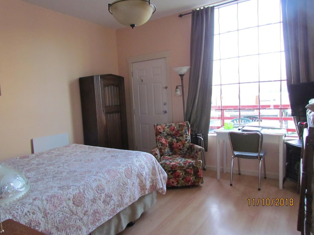 Фото Eagle Bluff Bed & Breakfast