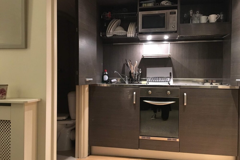 Фото Modern 1 bed Flat in Knightsbridge