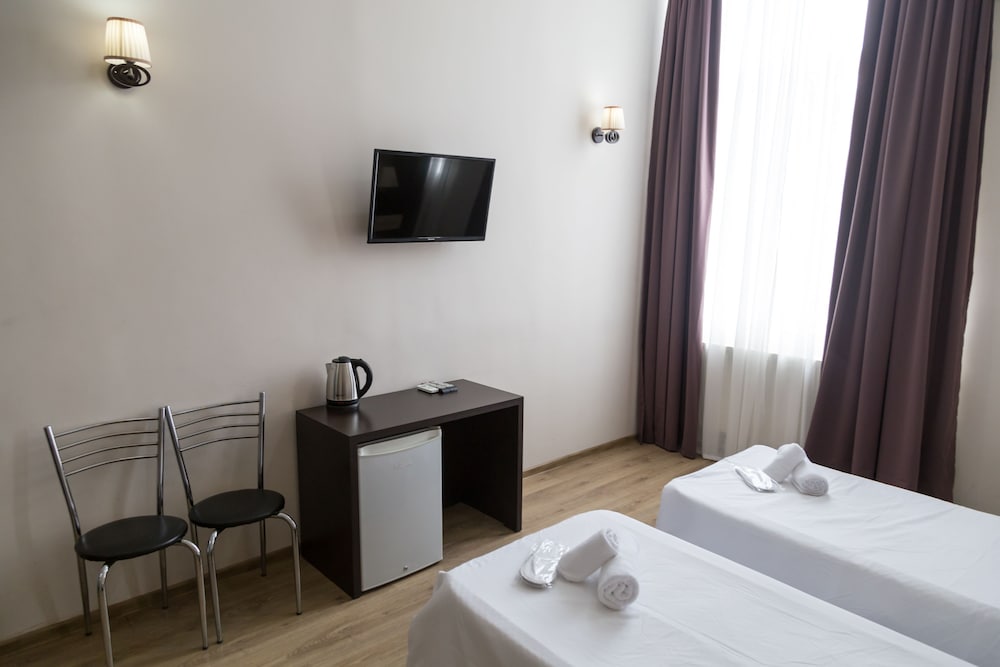 Фото 146405643499