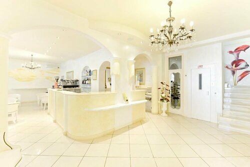 Гостиница Hotel Gioiosa в Чезенатико