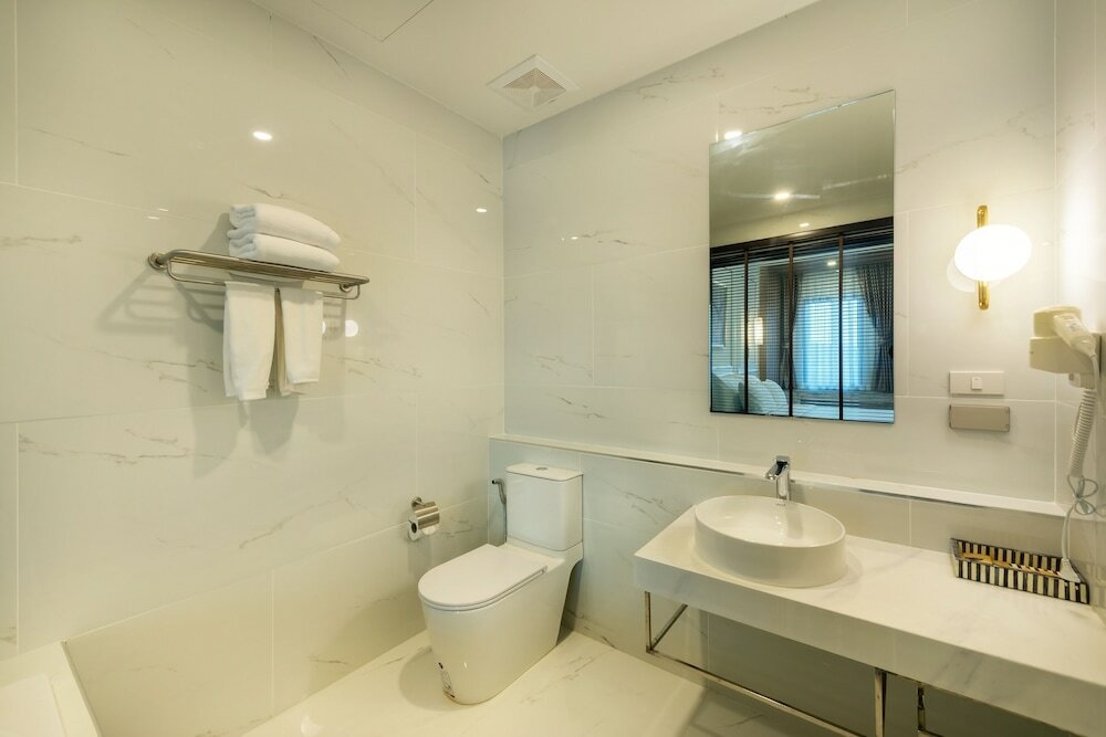 Фото Nine River Hotel