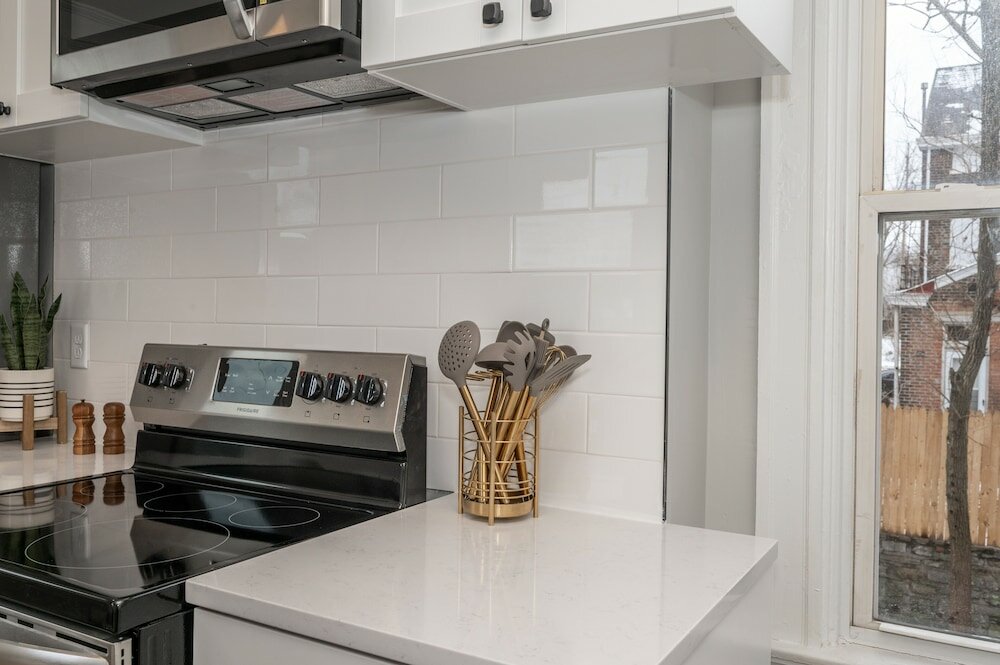 Фото The Luxe Spot Suites