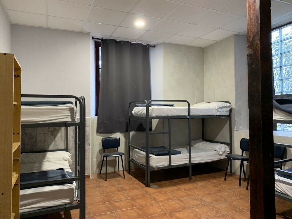 Фото Albergue La Estación - Hostel