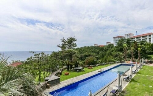 Гостиница Seogwipo Black Land Lace SPA Pension