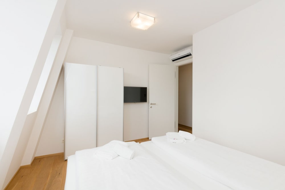 Фото City Center Tabor Luxury Apartments