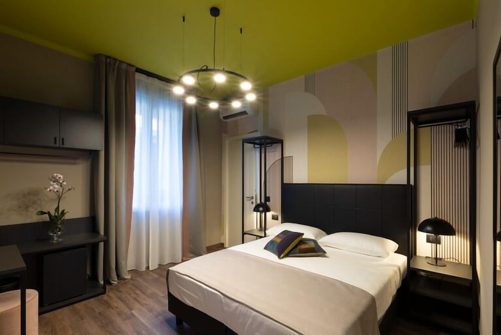 Фото The Time Home&Hotel