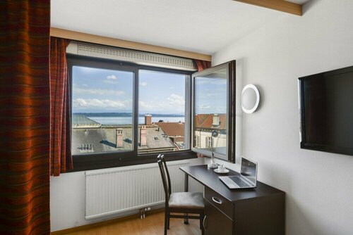 Гостиница Neuchatel City Hotel в Кантоне Невшатель