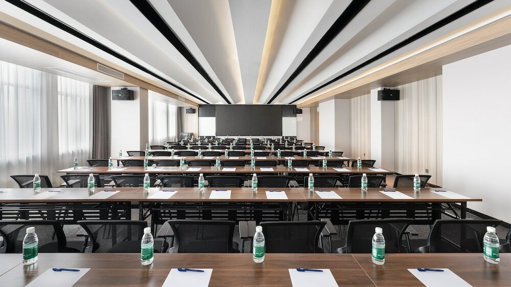 Фото Holiday Inn Express Nanchang Qingshan Lake View, an Ihg Hotel