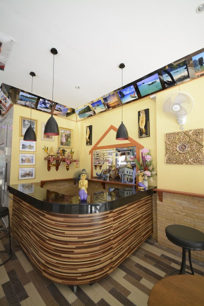 Фото The Patong Center Hotel