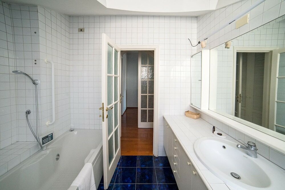 Фото HbHall - Duomo Suite 7 Apartment