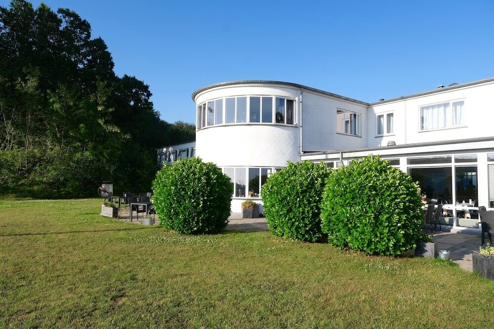 Фото Hotel Juelsminde Strand