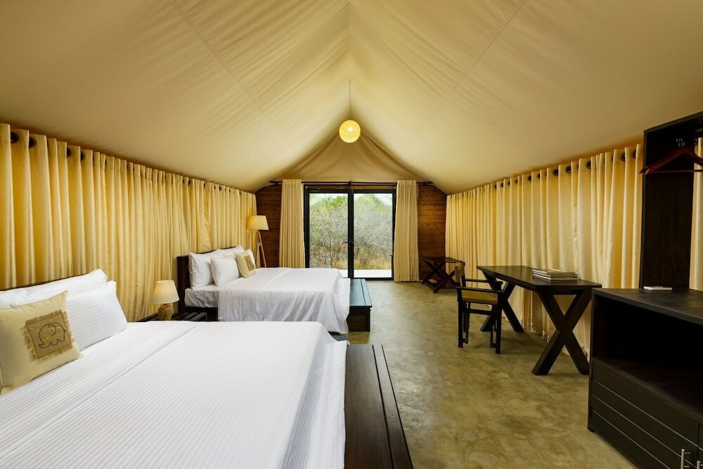 Фото Makini Bush Camp