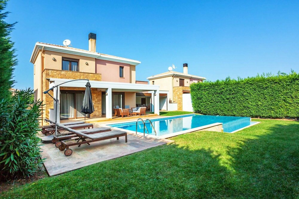 Фото Orange Tree Villas