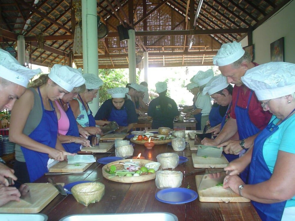Фото Trekker Camp Chiang Mai Hostel