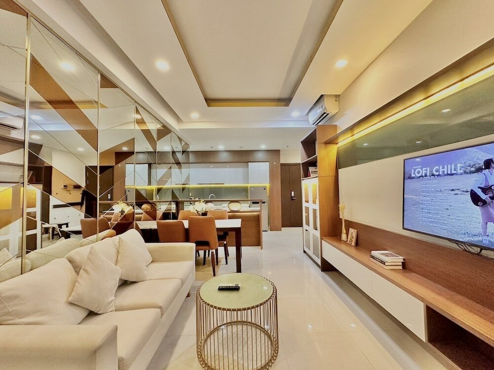 Фото Kyn Apartment Rivergate Residence