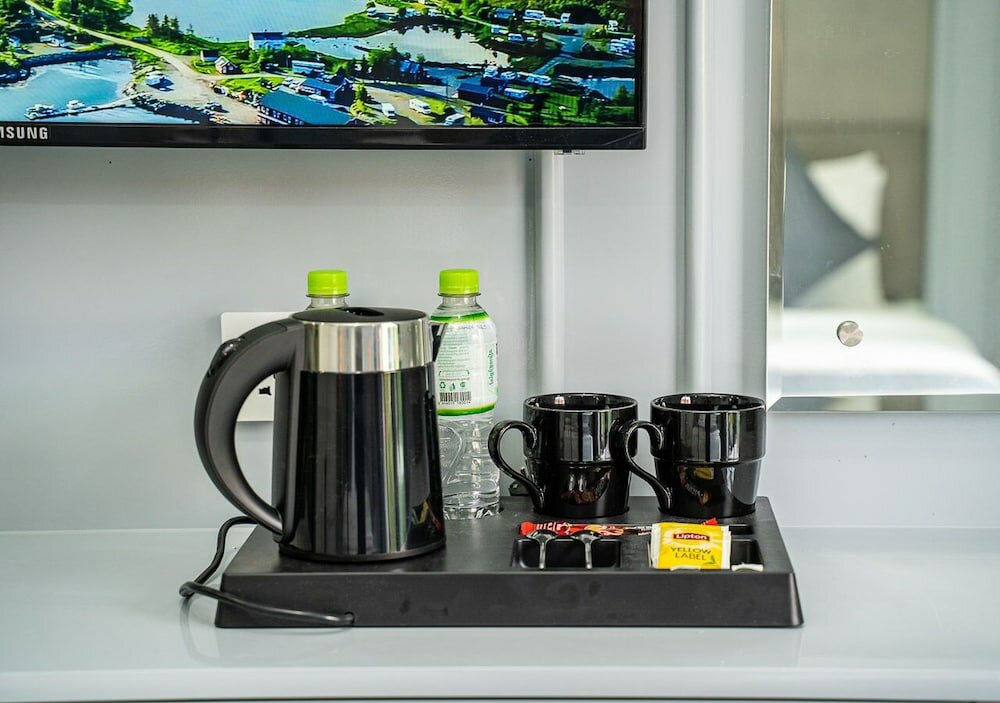 Фото The Square Kampot Hotel