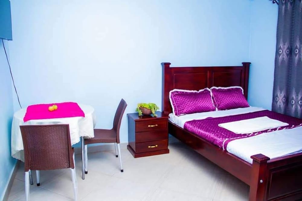 Фото Bliss Hotel Nansana