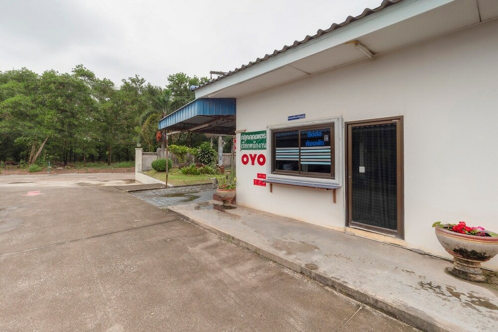 Фото Oyo 764 Lets go Hotel