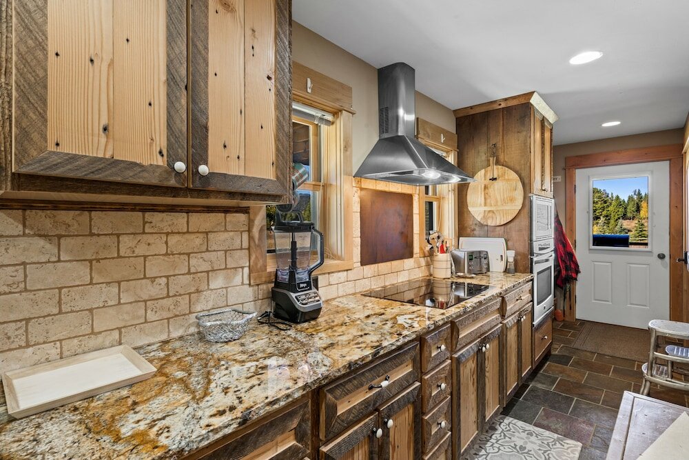 Фото The Big House at Bunk House