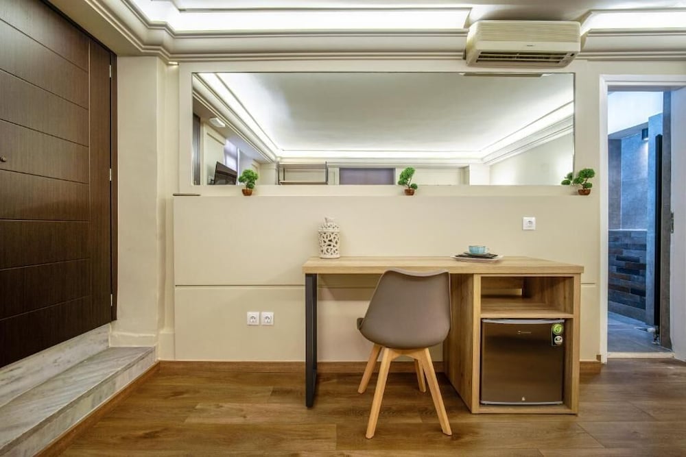 Фото Karma of Athens