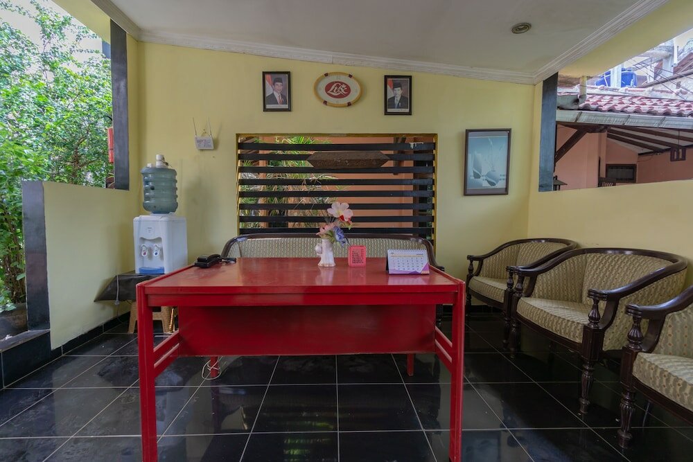 Фото Oyo 1801 Wisma Griya Indah Lestari