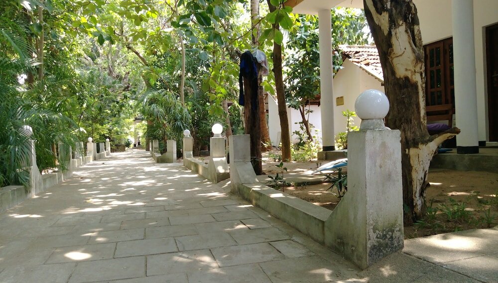 Фото Hangloose Arugambay