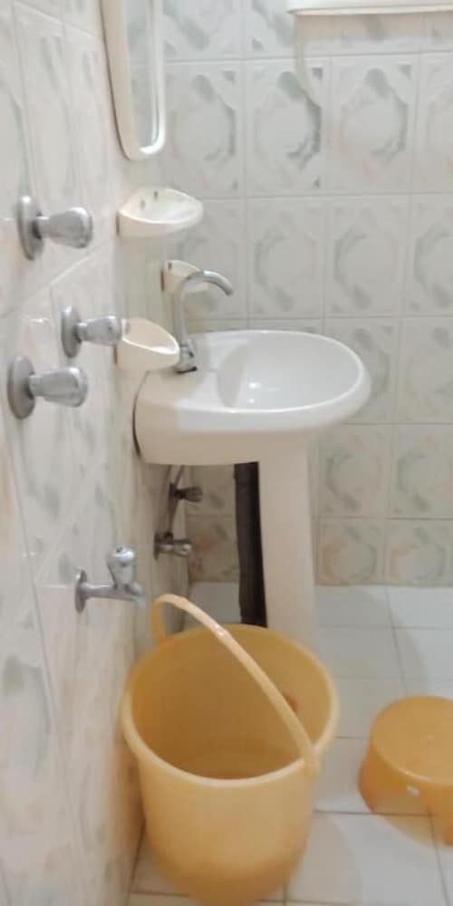 Фото Autobahn Guest house