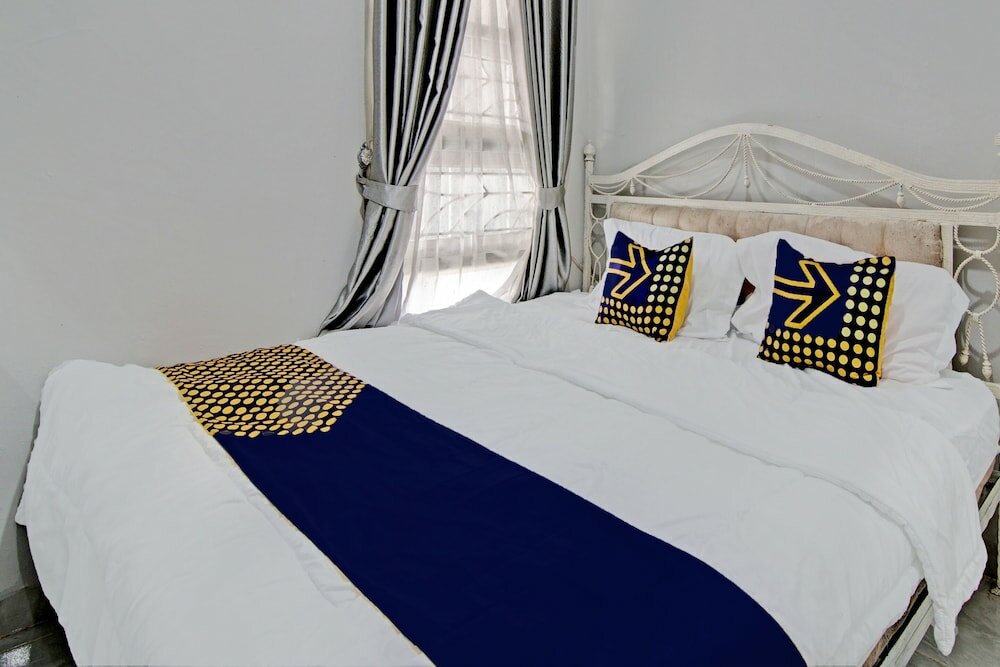 Фото Spot On 92536 Teguh Homestay Syariah