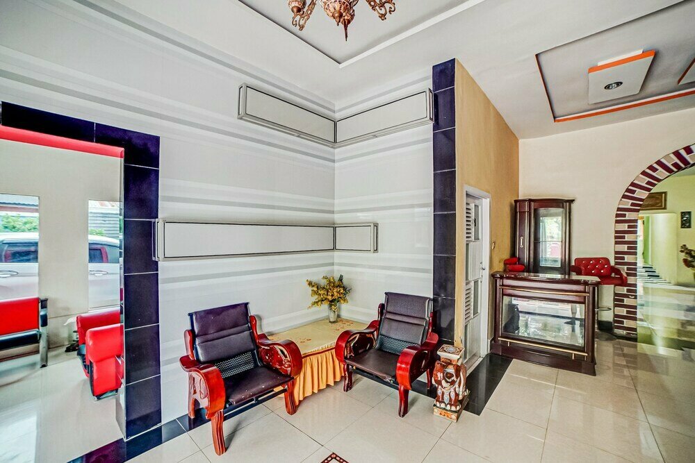 Hotel Oyo 90980 Al Karim Syariah, North Sumatra, photo