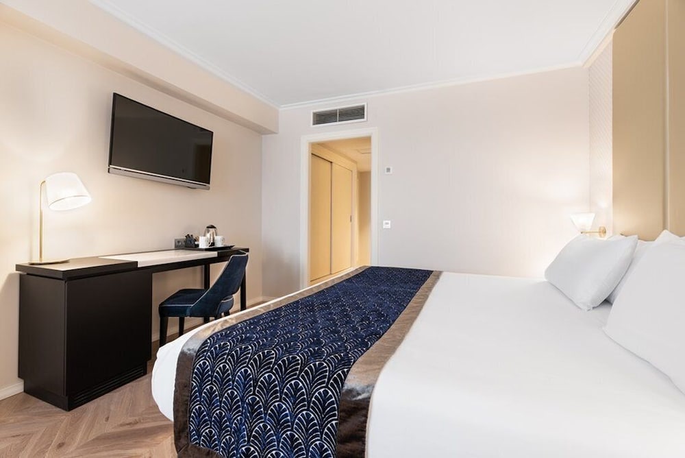 Фото Eurostars Gran Hotel Lugo