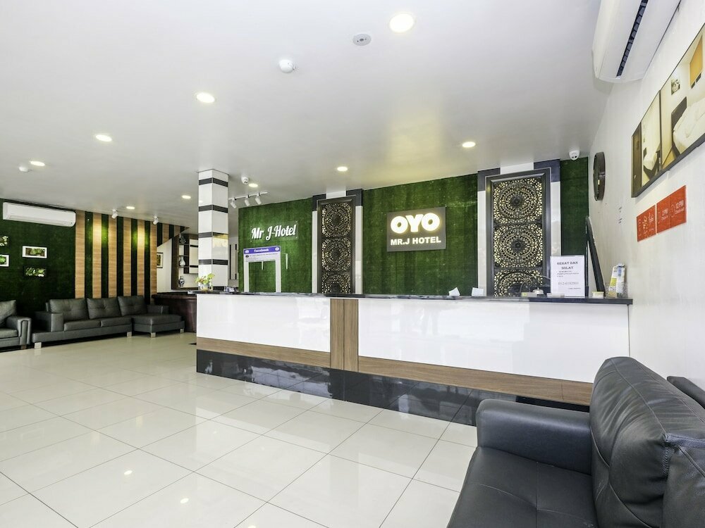 Hotel Oyo 718 Mr J Hotel Wakaf Che Yeh 1, State of Kelantan, photo