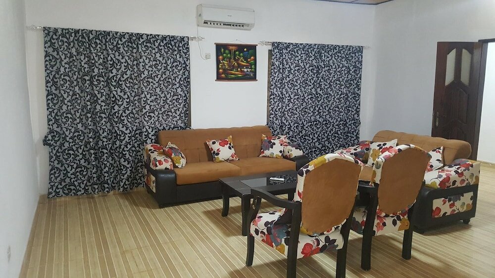 Фото Paloma Guest House & Restaurant