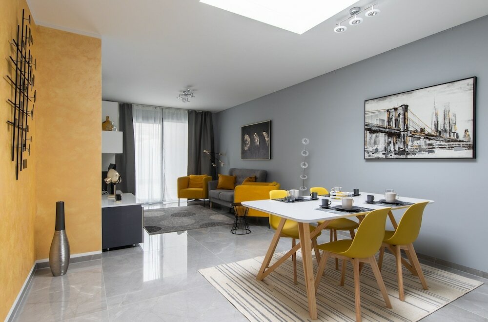 Фото Promenade Apartments