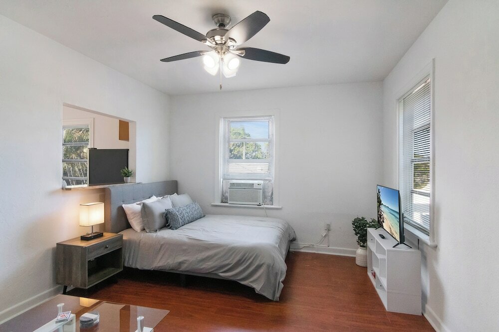 Фото Walton Place 3