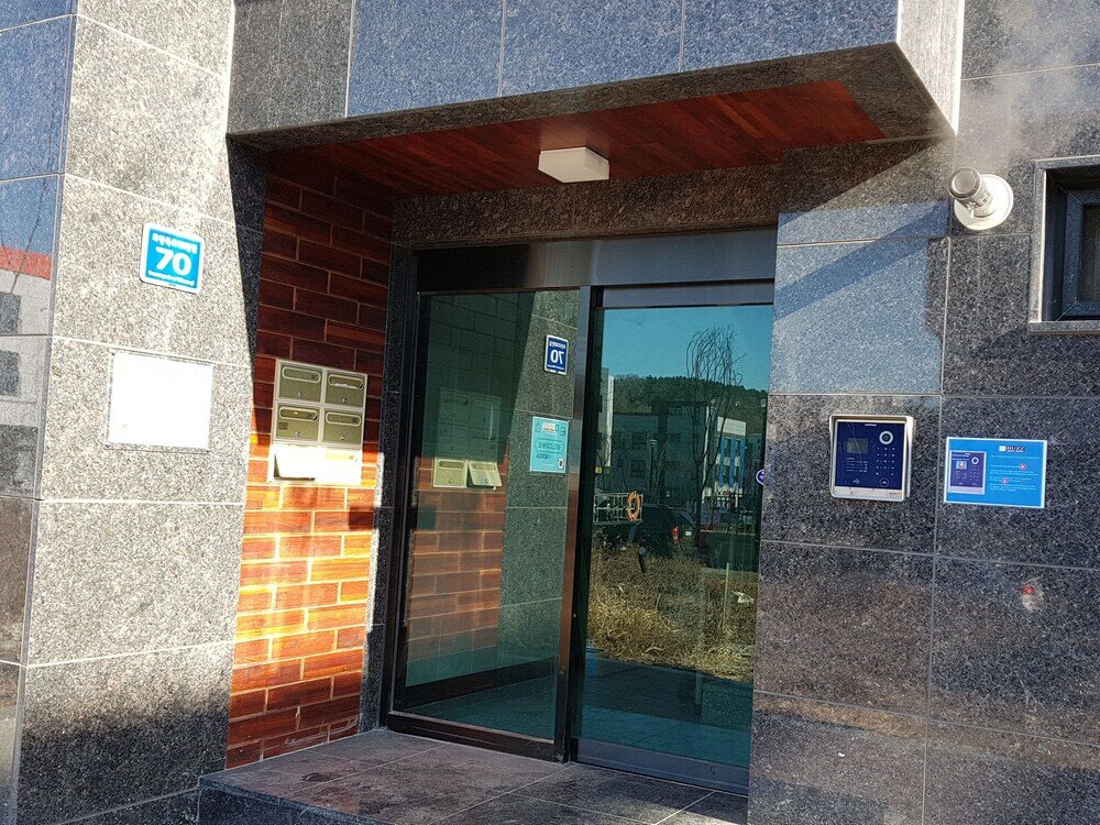 Фото Buzz Guest House - Hostel