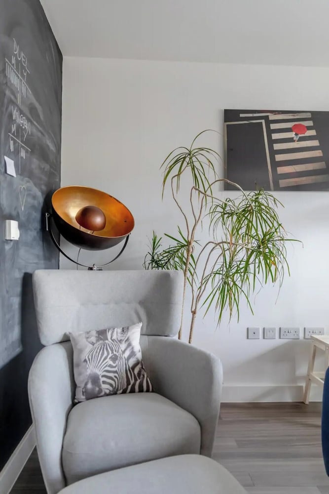 Фото Perfectly Located 2bd Flat - Bermondsey