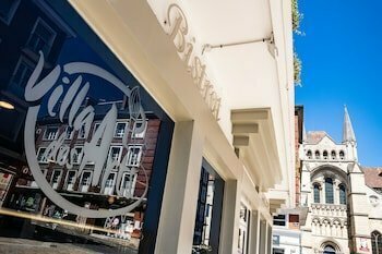 Гостиница La Villa des Arts в Лизьё