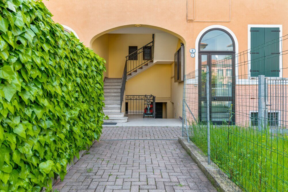 Фото Prato della Valle Roomy Flat