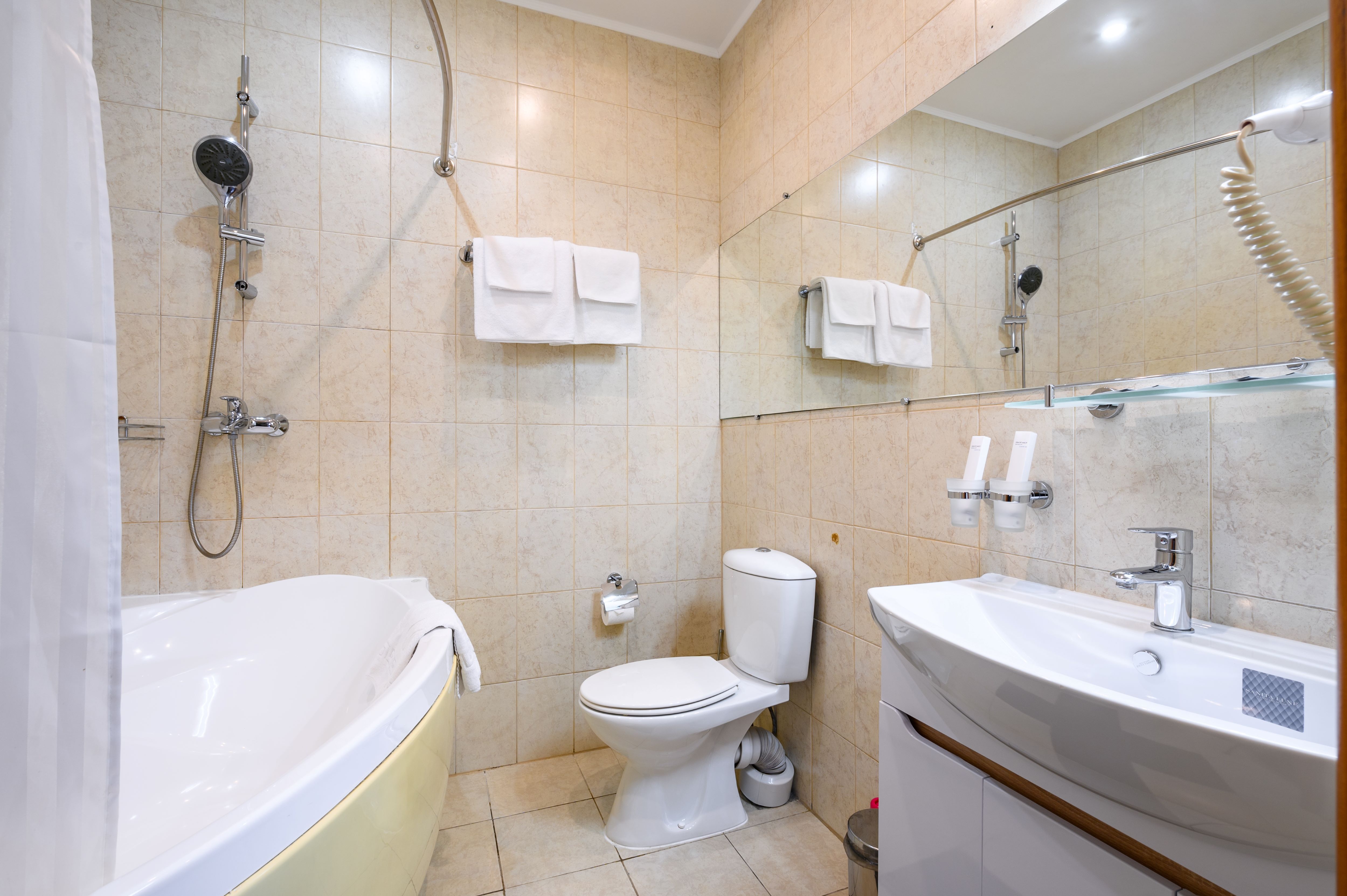 Фото Solo на Большом проспекте