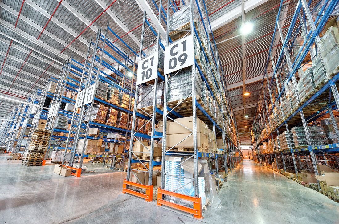 Жалаңаш жасөспірім модельдер