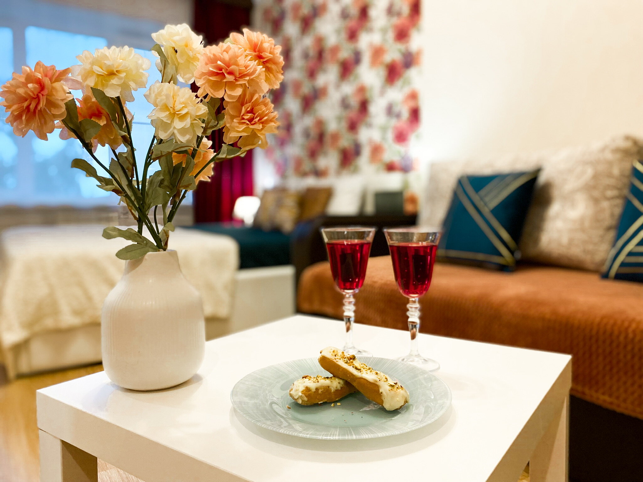 Фото Апартаменты Акварель на Горького 102