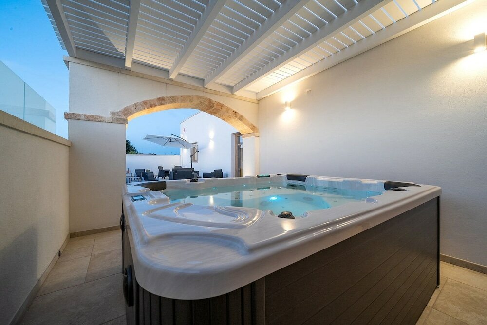 Фото Aurosa Bed and Breakfast