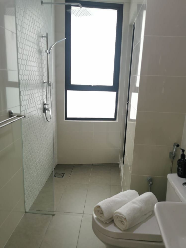 Фото Continew Residence by HomeBrickz