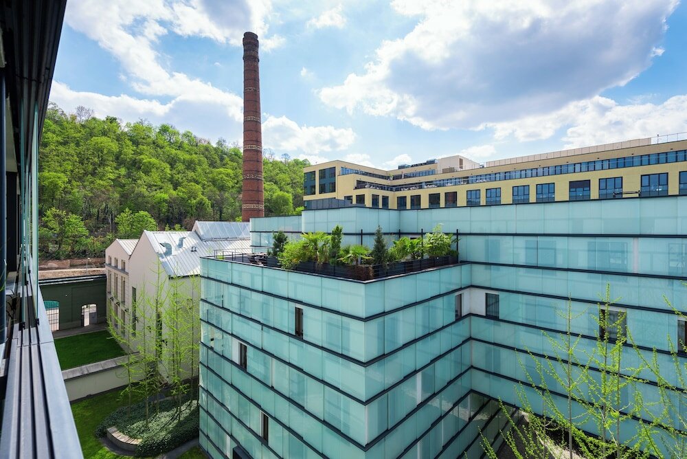 Фото Four bedroom apartment in Prague