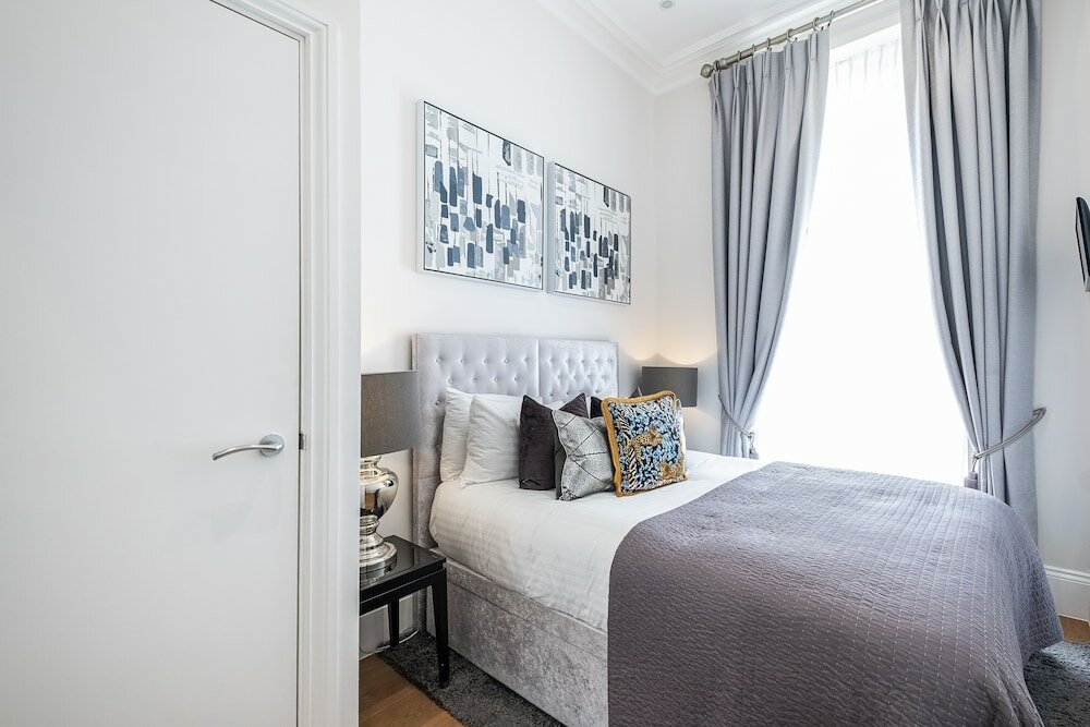 Фото Lak Serviced Apartments