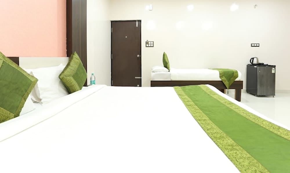 Фото Hotel Habitat Comforts