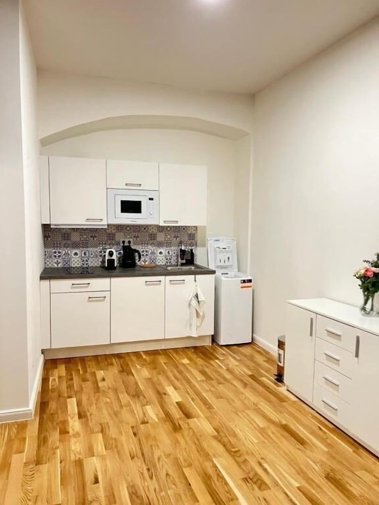 Фото Helen Homestay Florenc Newly Apartment