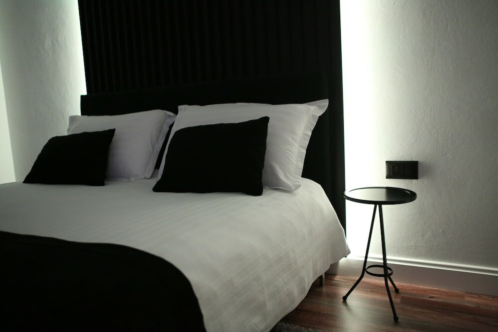 Фото Dark Boutique Hotel