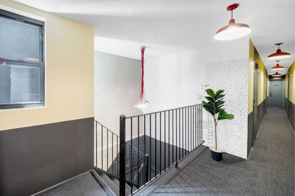 Фото BeHome by LuxUrban, a Travelodge by Wyndham